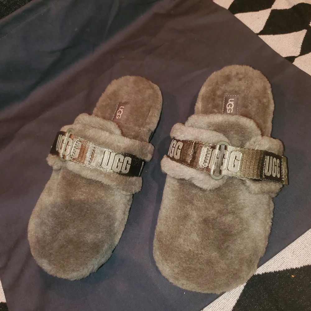 Ugg sandals